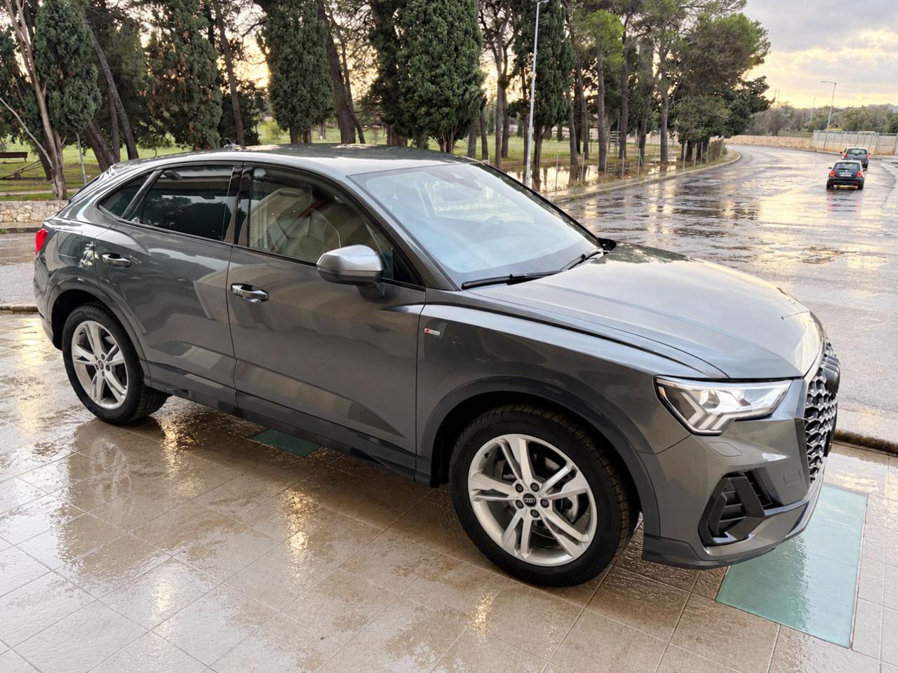 AUDI Q3 SPB Sportback 35 TDI S tronic S line edition - 3