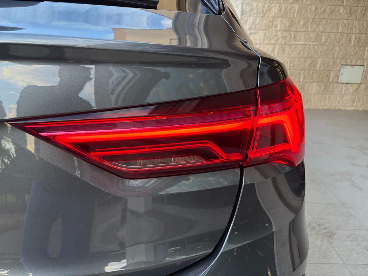 AUDI Q3 SPB Sportback 35 TDI S tronic S line edition - 40