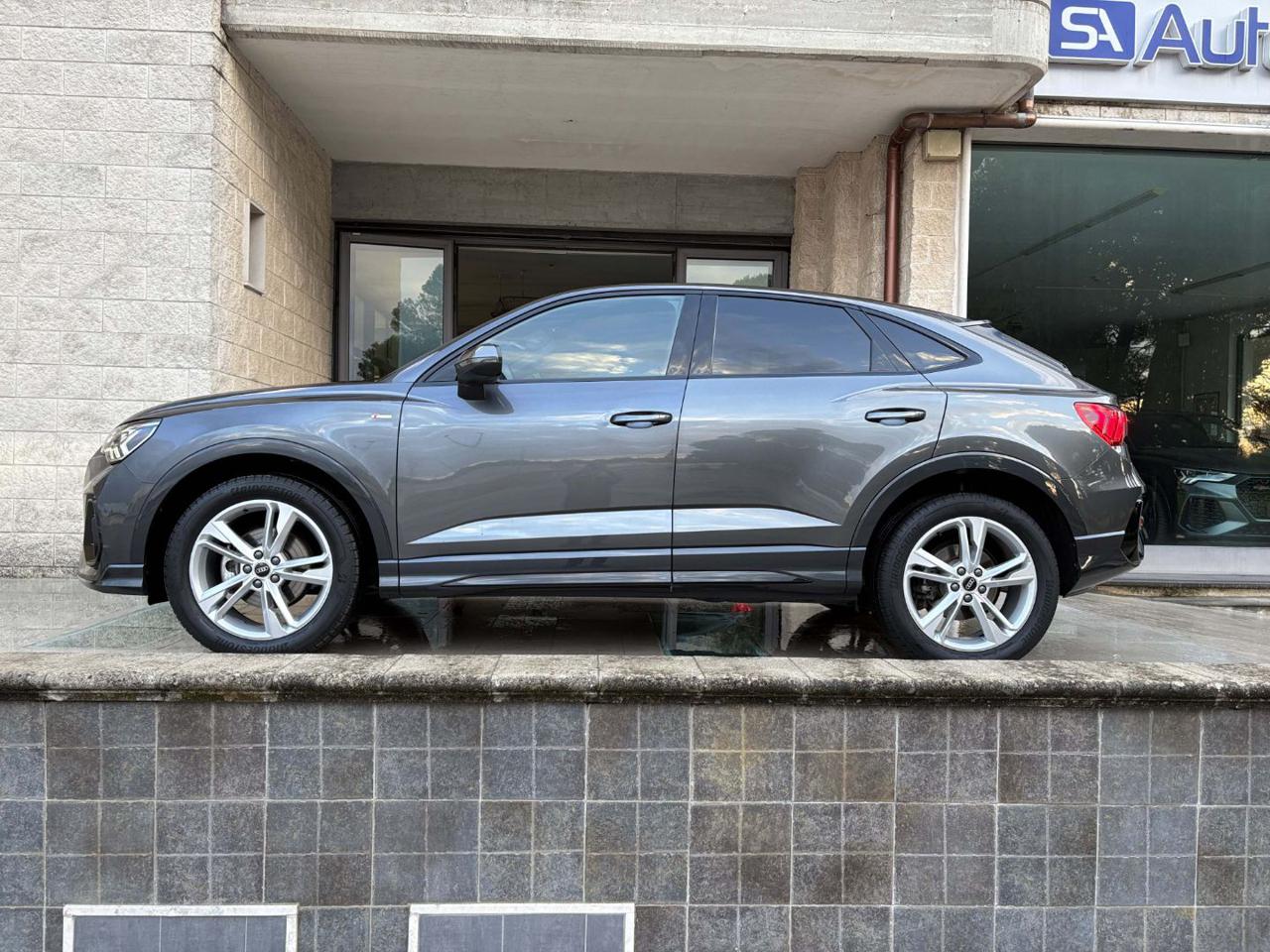AUDI Q3 SPB Sportback 35 TDI S tronic S line edition - 8