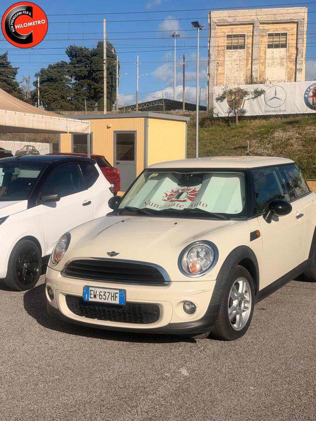 MINI One Beige pastello