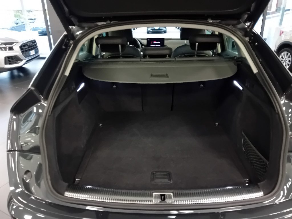 Clicca per ingrandire Q5 - SPB 40 TDI quattro S tronic Business Advanced