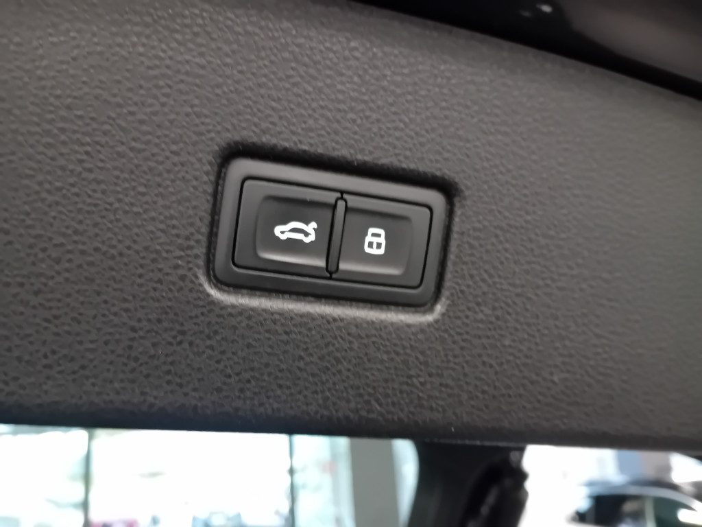 Clicca per ingrandire Q5 - SPB 40 TDI quattro S tronic Business Advanced