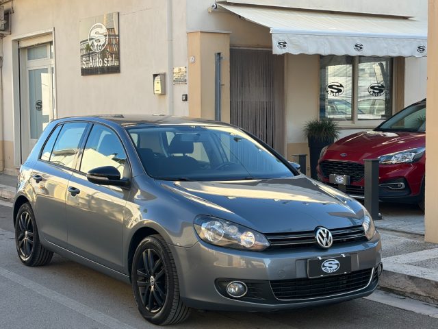 VOLKSWAGEN Golf 1.6TDI DSG Highline