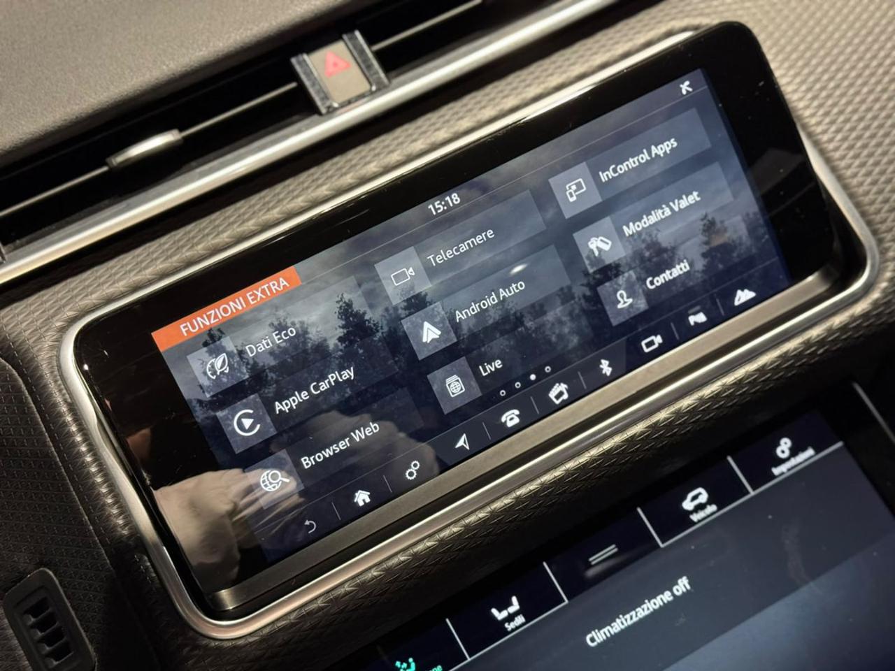 LAND ROVER Range Rover Velar 2.0D I4 240 CV R-Dynamic S - 16
