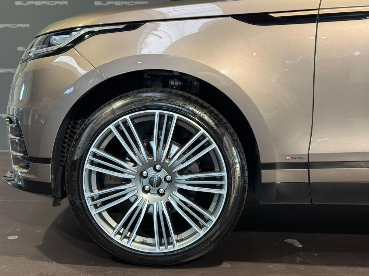 LAND ROVER Range Rover Velar 2.0D I4 240 CV R-Dynamic S - 8