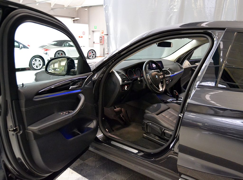 BMW X4 xDrive20d xLine-Pelle-Navi-Retrocamera - 2