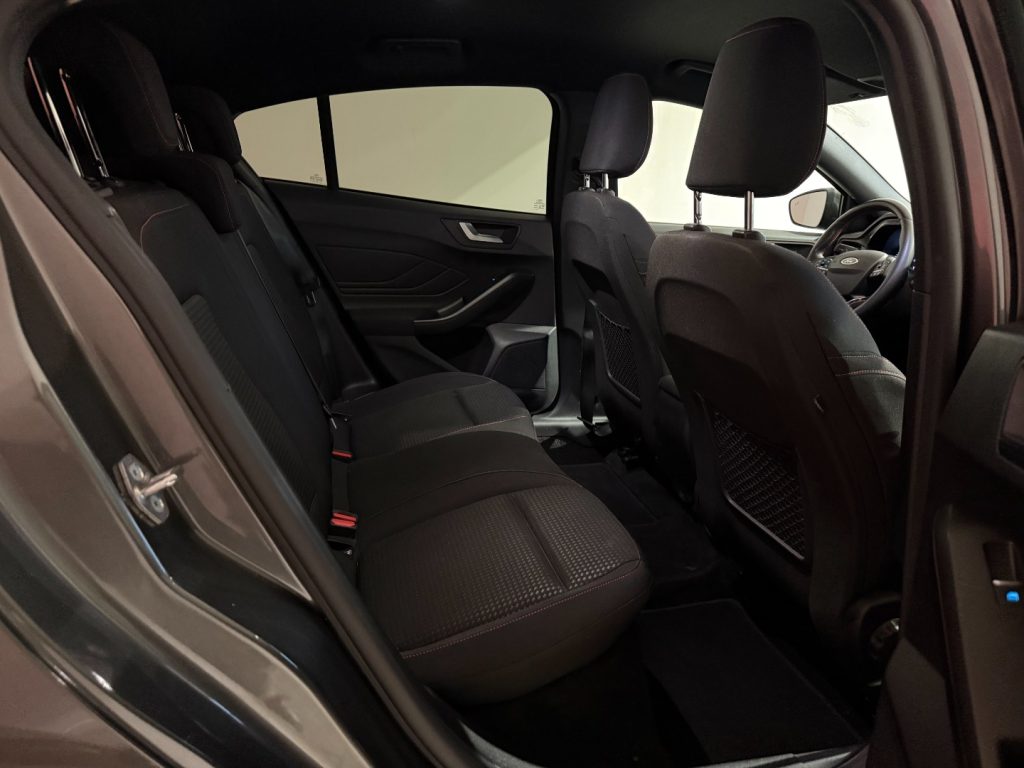 FORD Focus 1.0 EcoBoost Hybrid 125 CV 5p. ST-Line X - 26