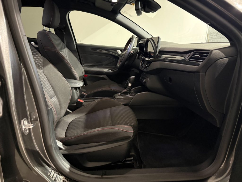 FORD Focus 1.0 EcoBoost Hybrid 125 CV 5p. ST-Line X - 27