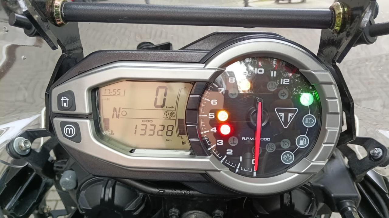 TRIUMPH Tiger 800 XCx xcx - 3