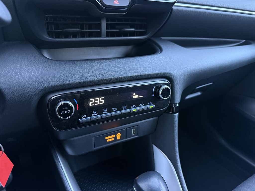 TOYOTA Yaris 1.5h TELECAMERA PREZZO REALE NO VINCOLI FINANZIARI - 14
