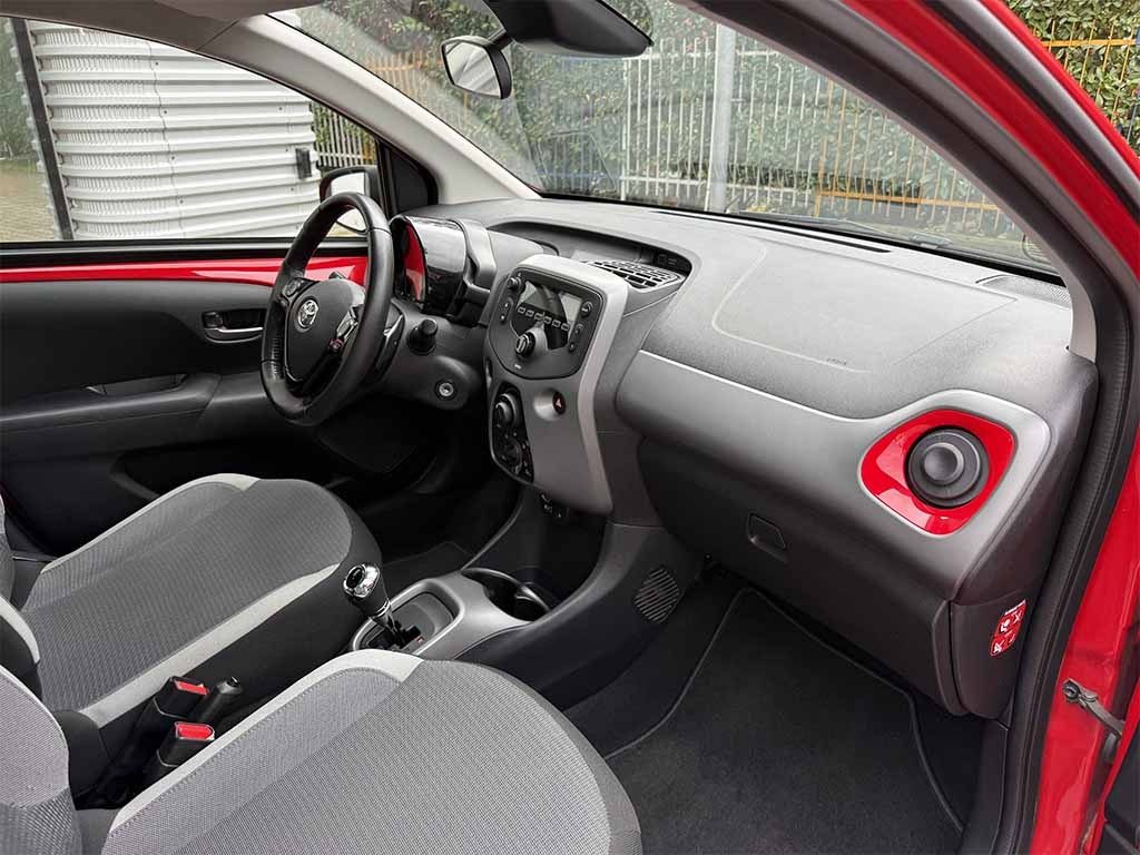 TOYOTA Aygo 5 p. AUTOMATICA PREZZO REALE NO VINCOLI FINANZIARI - 14