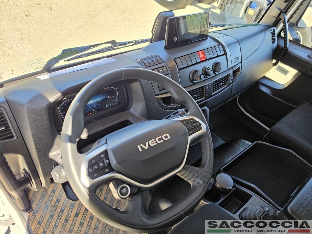 IVECO EUROCARGO 160E28 P Km 0 FURGONE 7,30 + SPONDA - 8