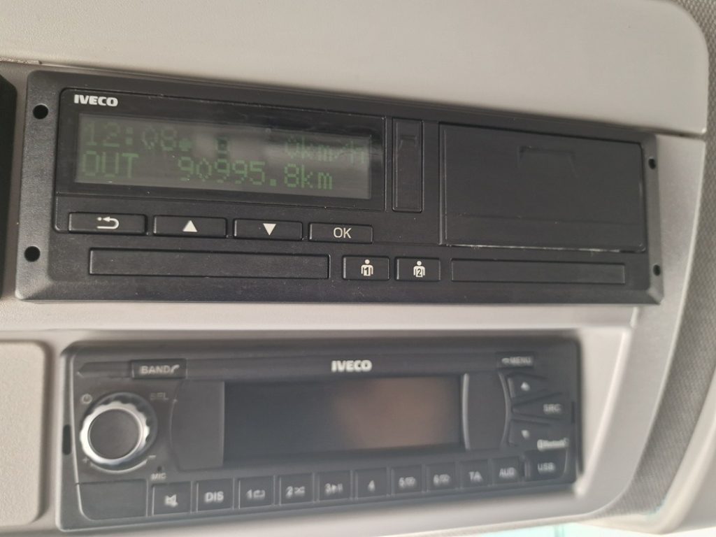 IVECO EUROCARGO 120E22 P EU6 CENTINA 7,30 + SPONDA - 15
