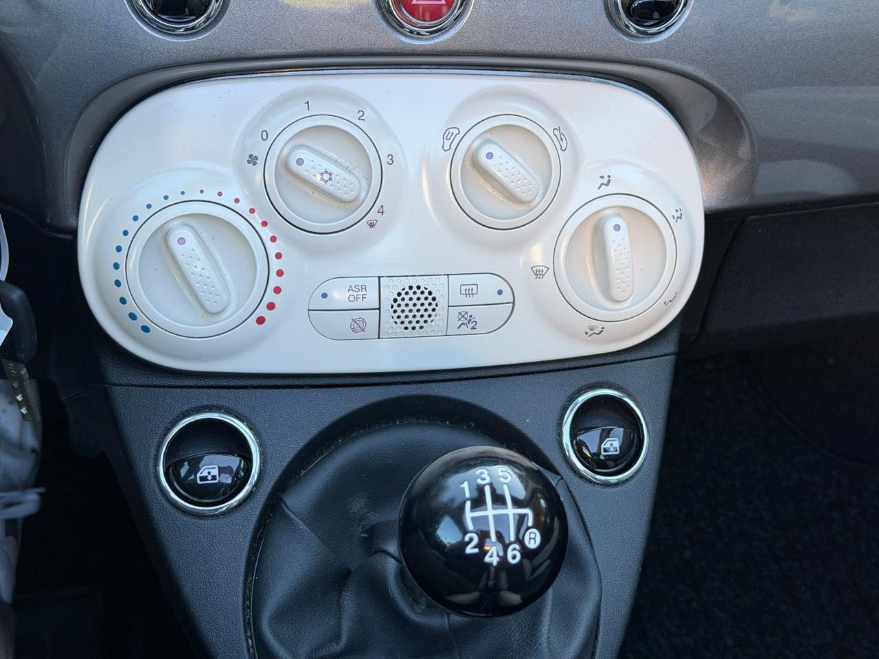 FIAT 500 C 1.0 Hybrid Dolcevita - 20