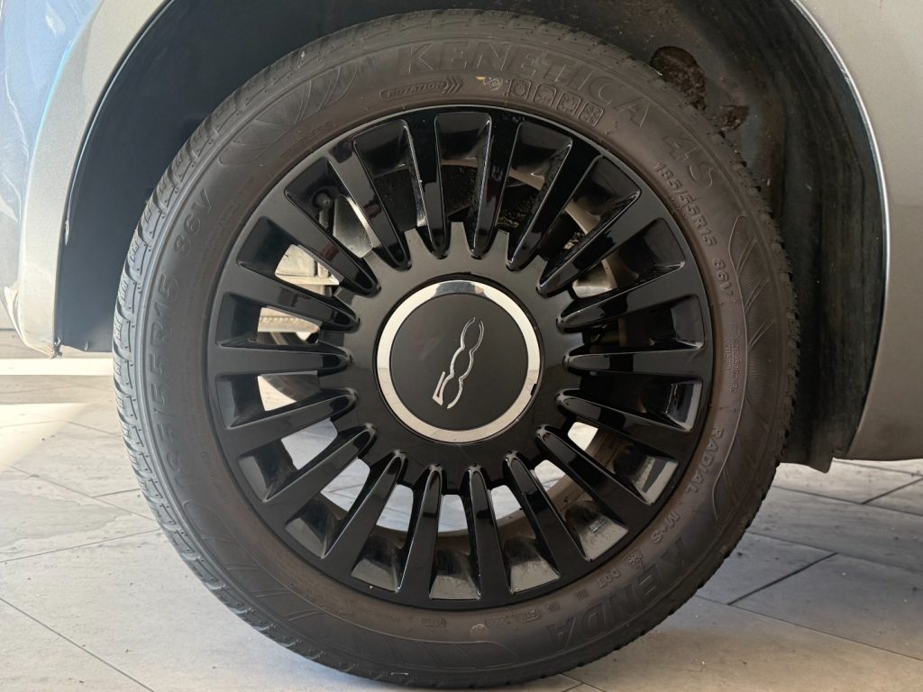 FIAT 500 1.2 Matt Black - 13