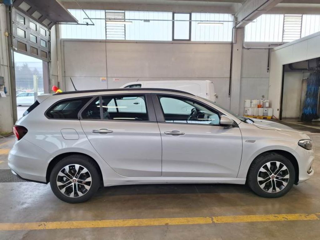 FIAT Tipo 1.6 Mjt S&S SW City Life - 4