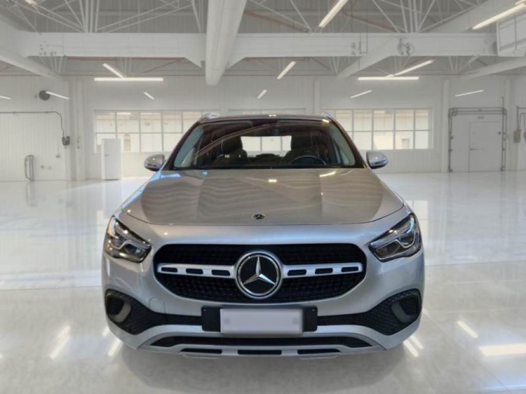 MERCEDES-BENZ GLA 200 Automatic Business Extra - 3