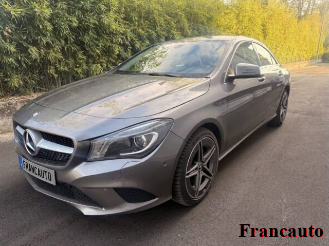 MERCEDES-BENZ CLA 200 Grigio scuro metallizzato