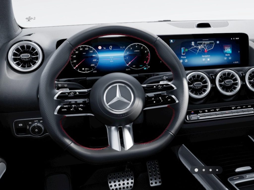 MERCEDES-BENZ GLA 180 Automatic AMG Line Advanced Plus - 5