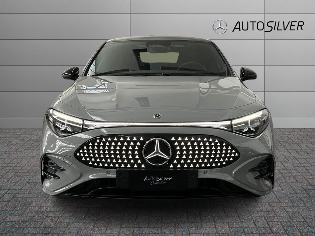 MERCEDES-BENZ CLA 250 + EQ - 4