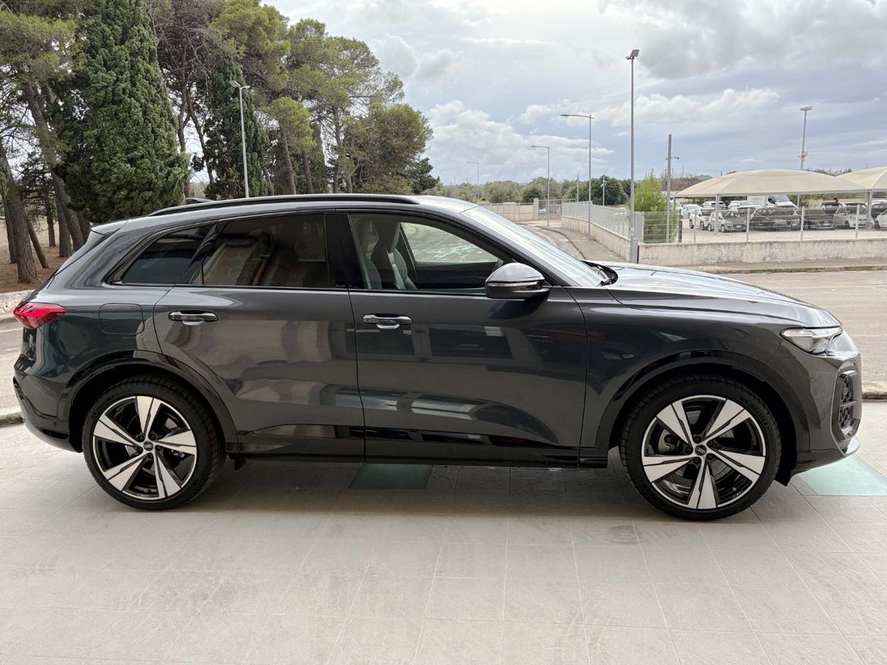 AUDI Q5 TDI 150 kW mHEV+ S tronic quattro S line edition. - 4