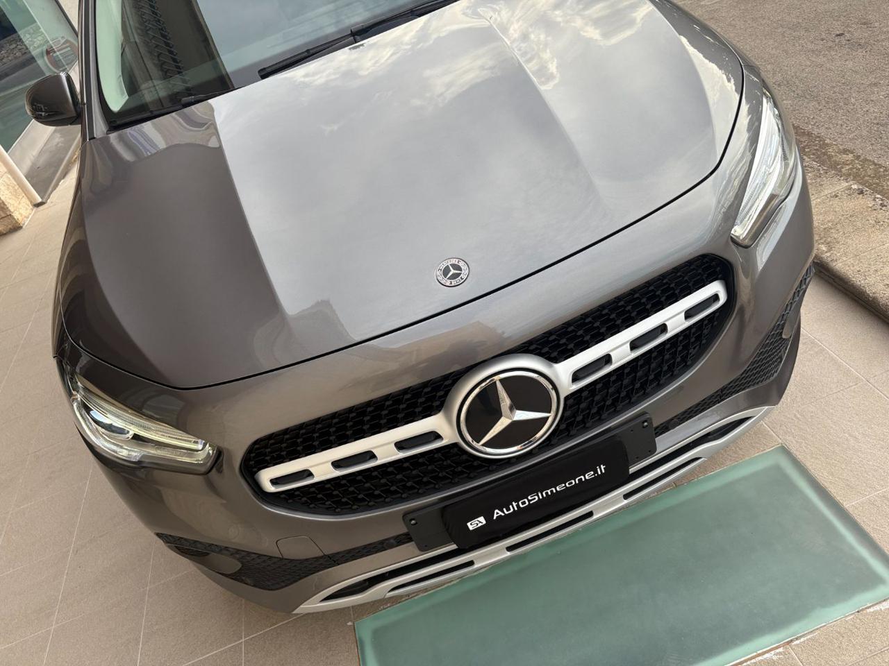 MERCEDES-BENZ GLA 180 d Automatic Business Extra - 24