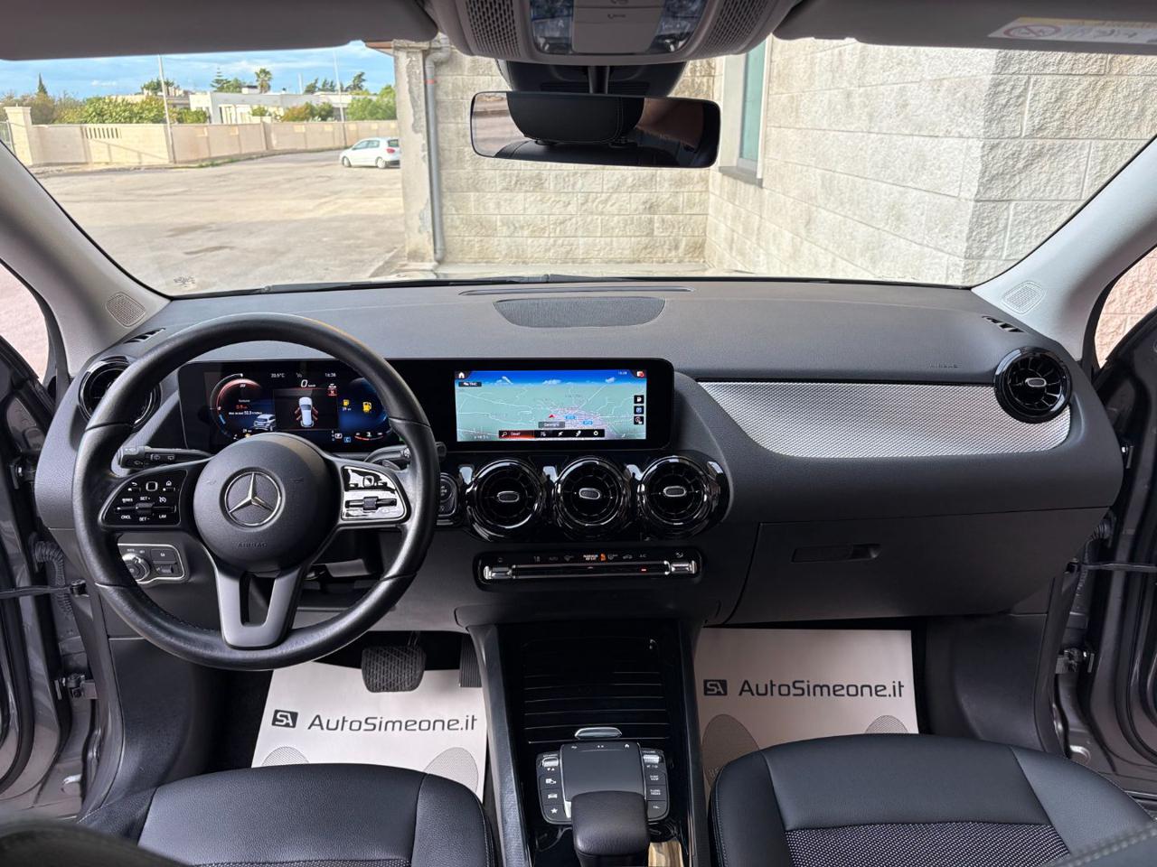 MERCEDES-BENZ GLA 180 d Automatic Business Extra - 12
