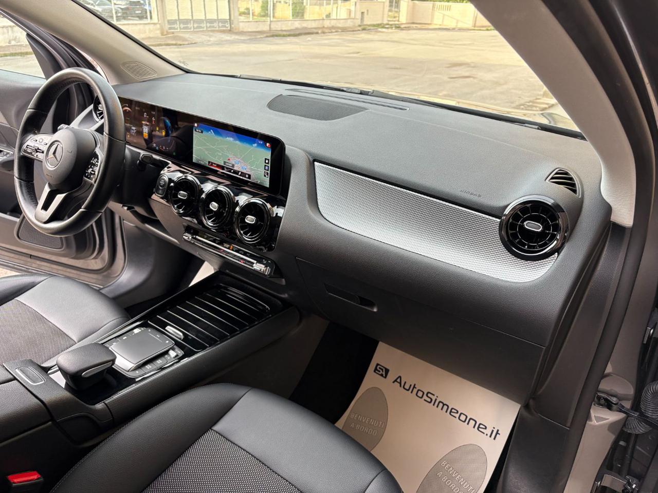MERCEDES-BENZ GLA 180 d Automatic Business Extra - 13