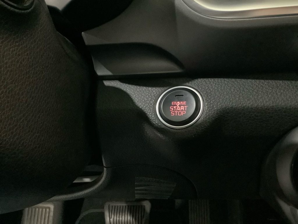 KIA Stonic 1.0 T-GDi 120 CV MHEV DCT Black Edition - 18