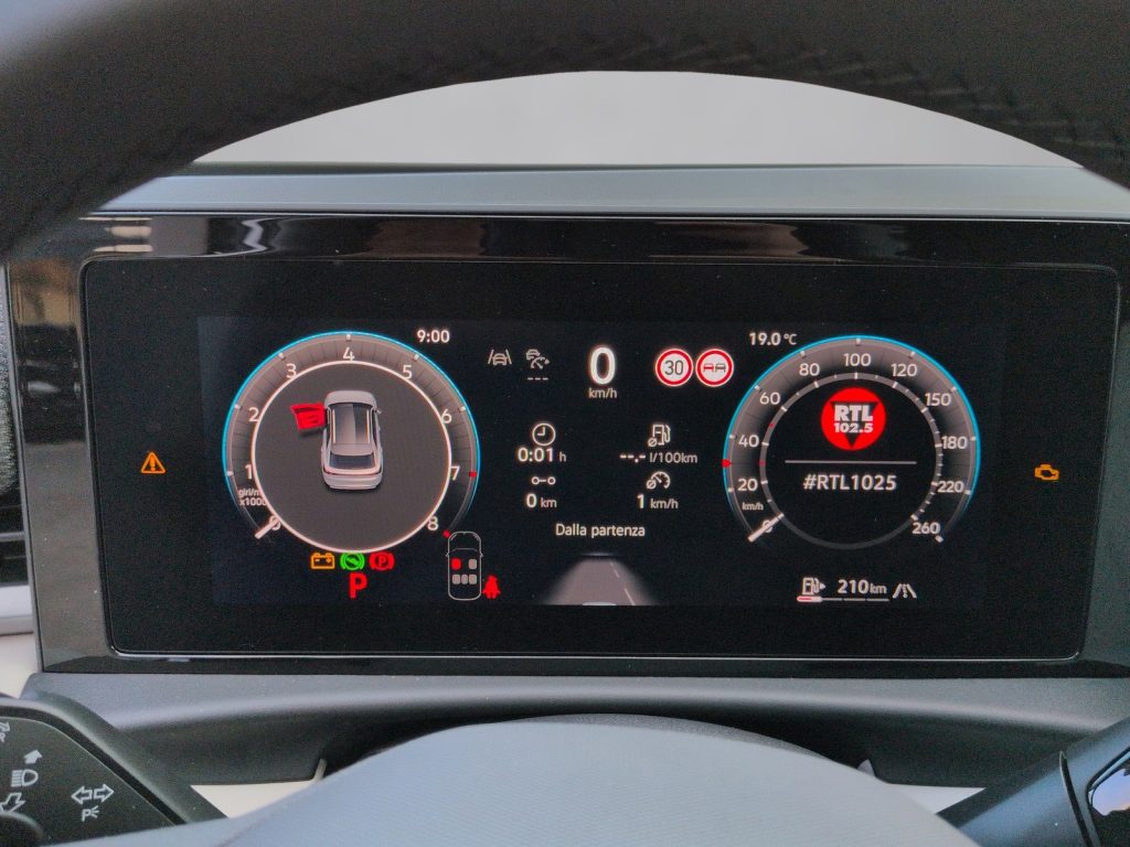 VOLKSWAGEN T-Roc 1.5 etsi style 115cv dsg - 14