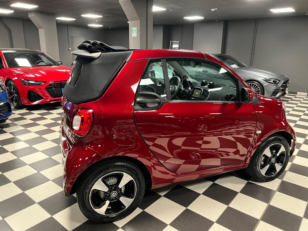 SMART ForTwo EQ cabrio Suitered (22kW) - 11