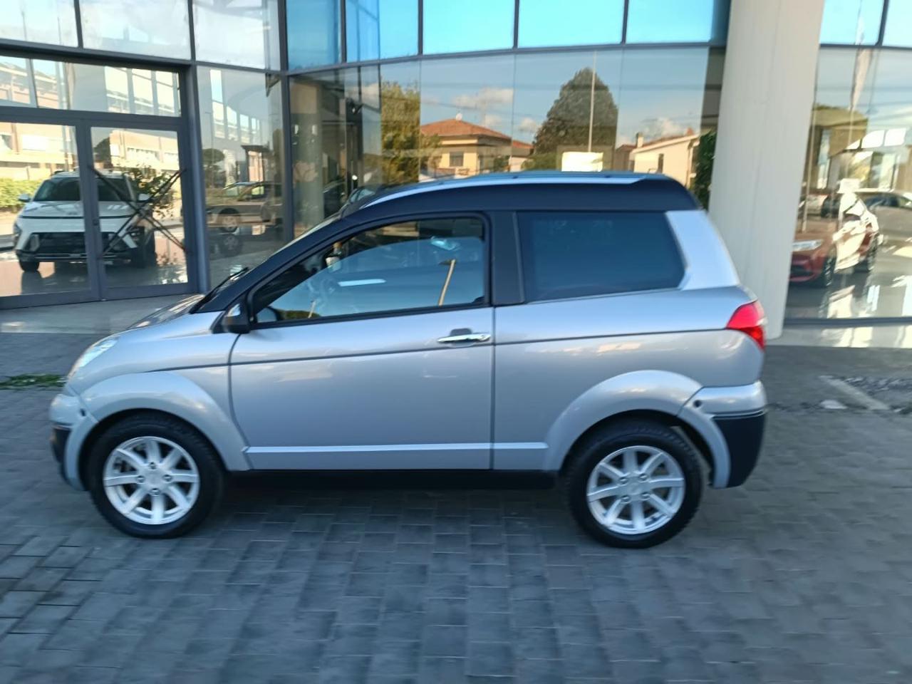 AIXAM Crossover Premium ABS - 12