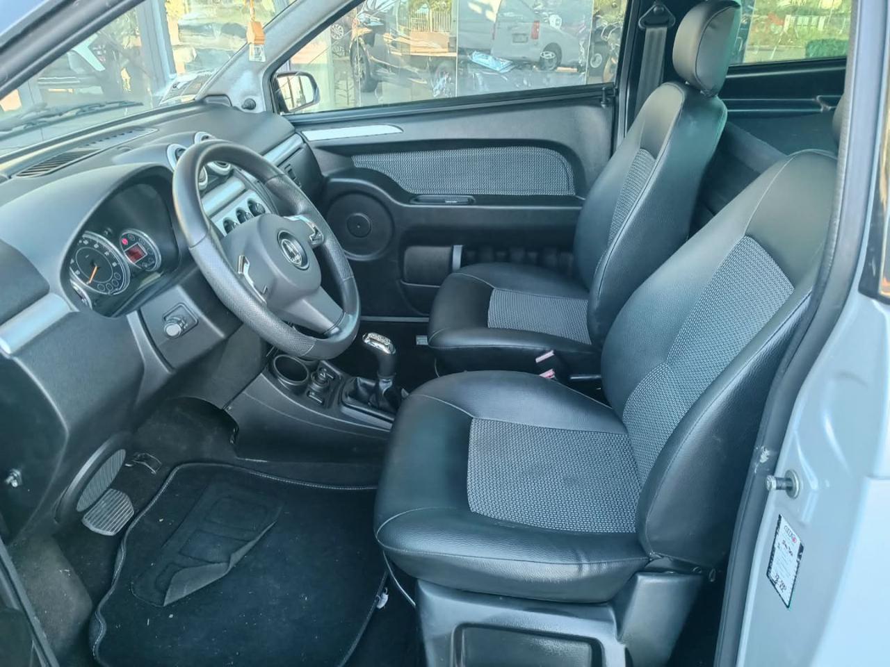 AIXAM Crossover Premium ABS - 21