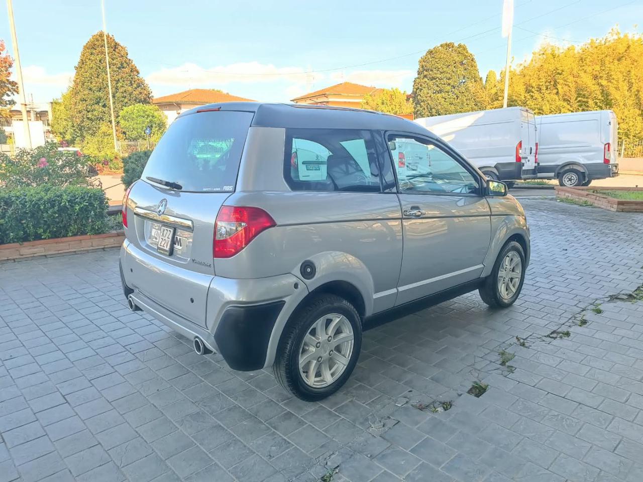AIXAM Crossover Premium ABS - 7