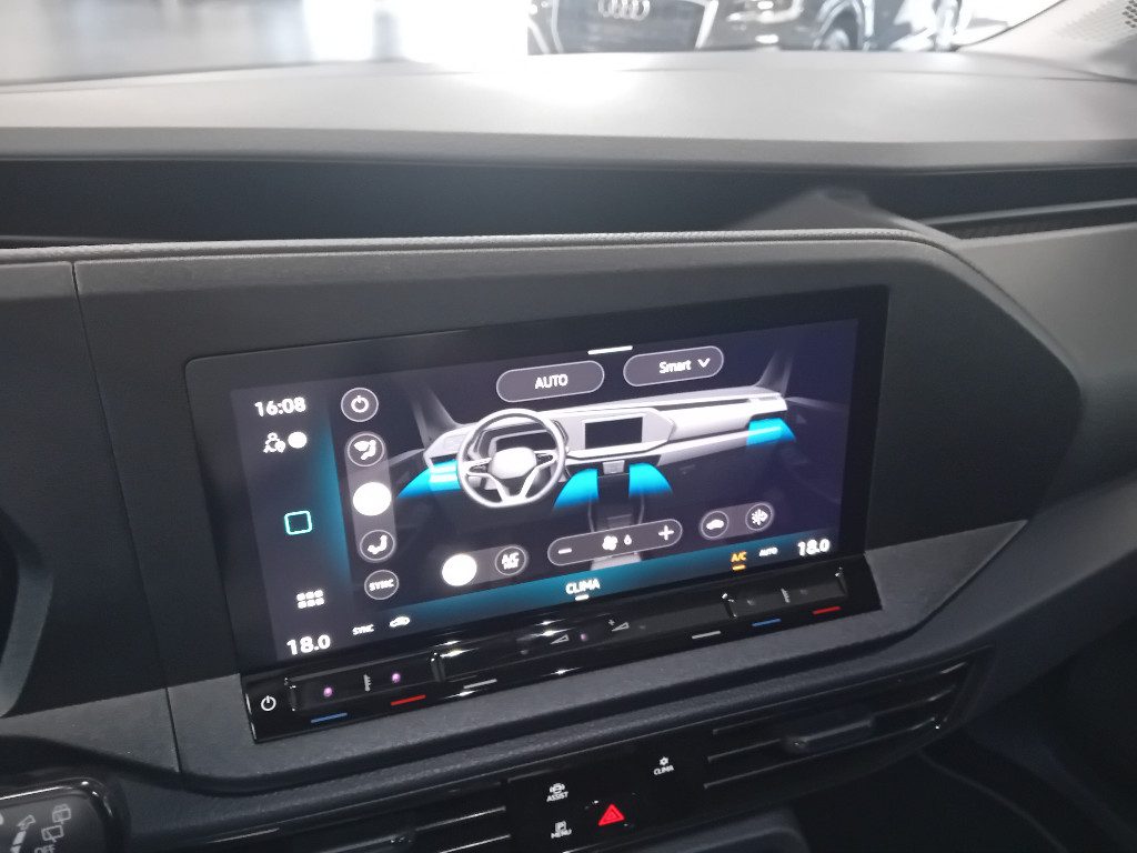 Clicca per ingrandire Caddy - 1.5 TSI 116 CV DSG ALL. FOCACCIA TR. DISABILI
