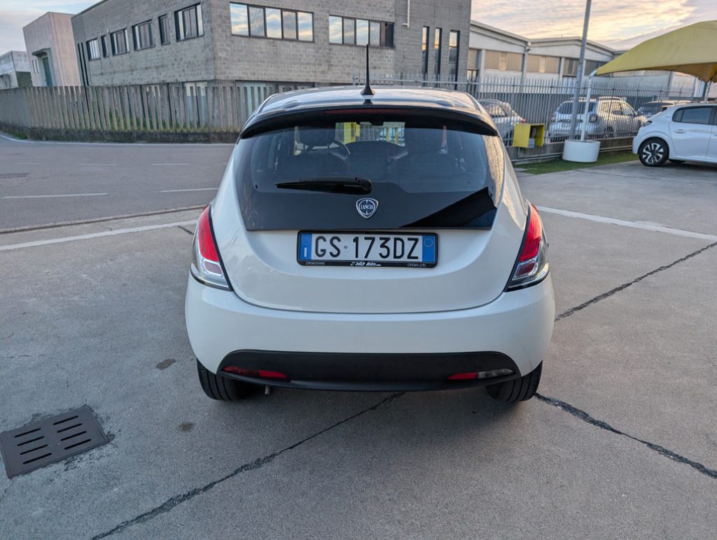 LANCIA Ypsilon 1.0 FireFly 5 porte S&S Hybrid Gold - 6