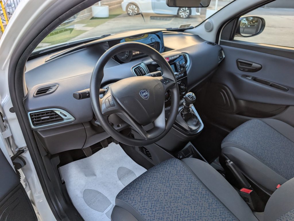 LANCIA Ypsilon 1.0 FireFly 5 porte S&S Hybrid Gold - 17