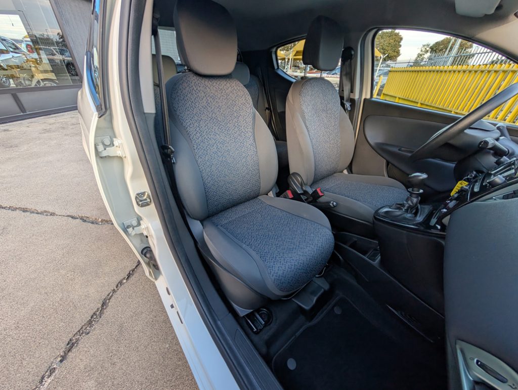 LANCIA Ypsilon 1.0 FireFly 5 porte S&S Hybrid Gold - 19
