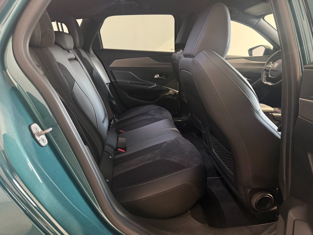 PEUGEOT 308 BlueHDi 130 S&S EAT8 SW GT - 13