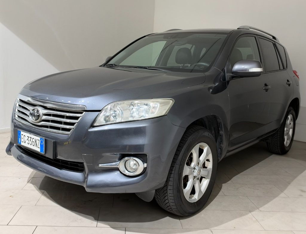 TOYOTA RAV 4 MY23 RAV4 2.2 D-4D 150 CV DPF Exclusive - 2
