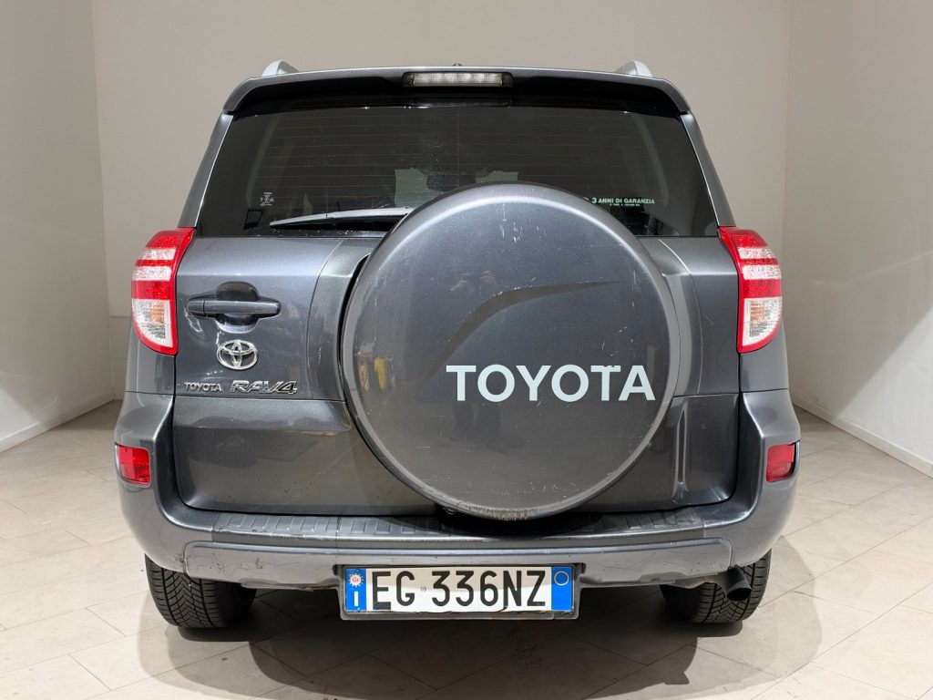 TOYOTA RAV 4 MY23 RAV4 2.2 D-4D 150 CV DPF Exclusive - 6
