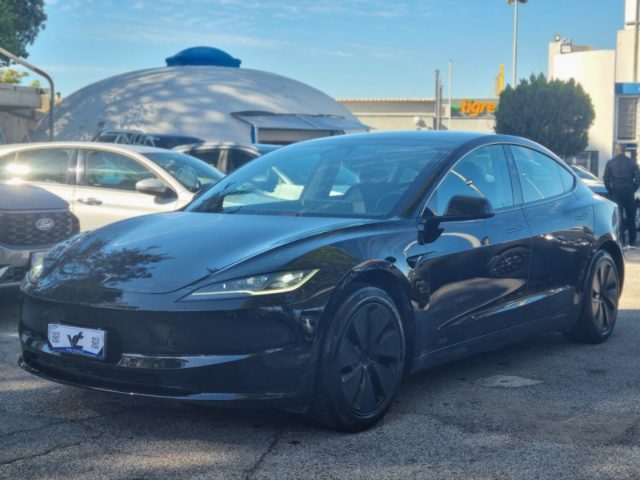 TESLA Model 3 Nero metallizzato