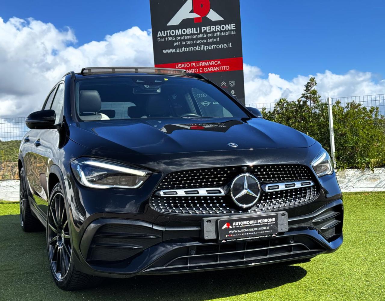MERCEDES-BENZ GLA 200 d Premium AMG (Night Pack/Tetto Pan./Full Led) - 4