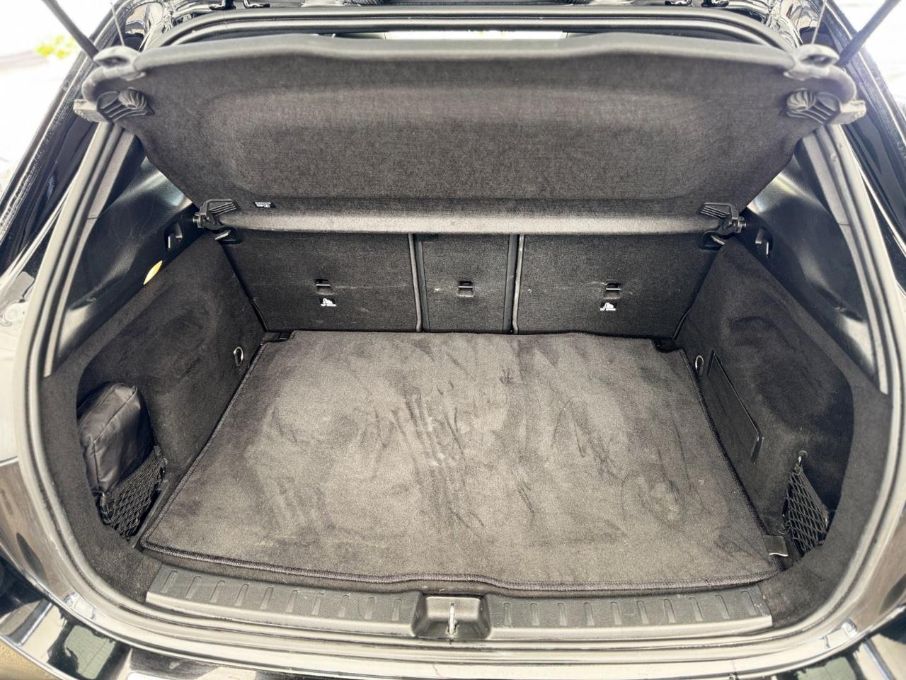 MERCEDES-BENZ GLA 200 d Premium AMG (Night Pack/Tetto Pan./Full Led) - 27