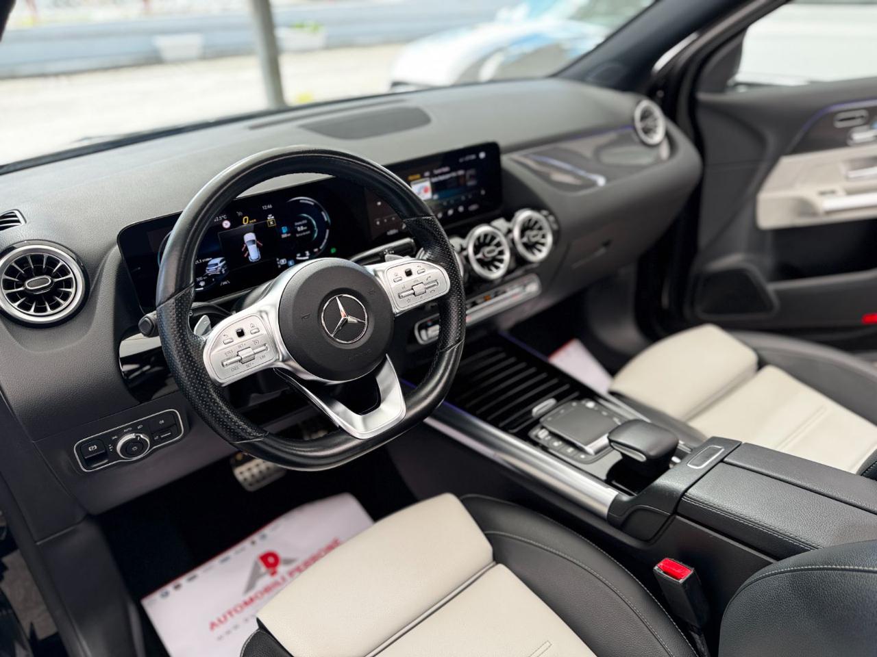 MERCEDES-BENZ GLA 200 d Premium AMG (Night Pack/Tetto Pan./Full Led) - 8
