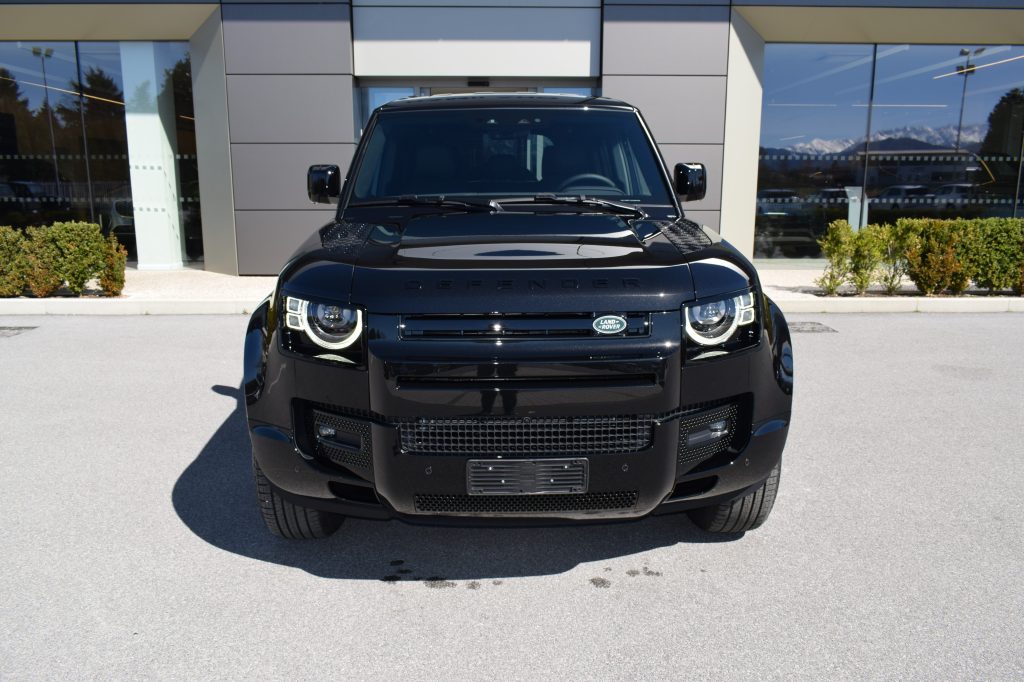 LAND ROVER Defender Defender 110 3.0d i6 mhev X-Dynamic SE awd 200cv a - 2
