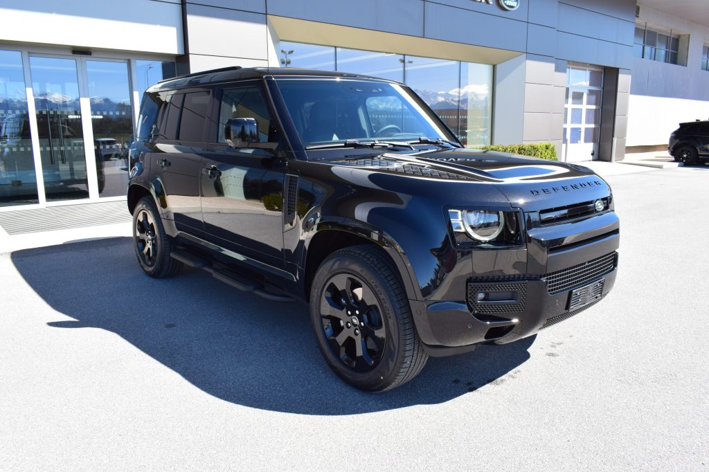 LAND ROVER Defender Defender 110 3.0d i6 mhev X-Dynamic SE awd 200cv a - 3