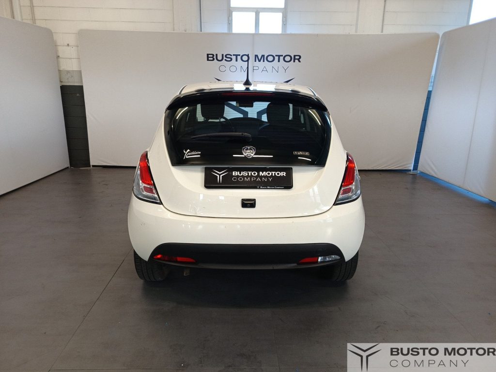 LANCIA Ypsilon Ypsilon 1.0 firefly hybrid Gold s&s 70cv 5p.ti - 5