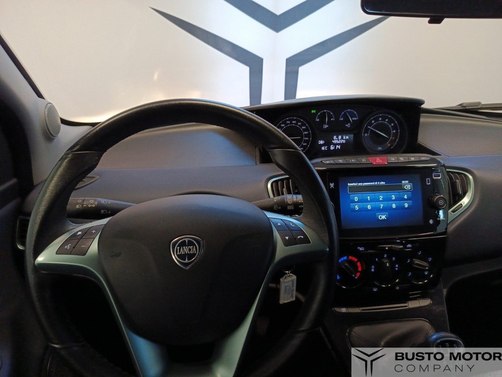LANCIA Ypsilon Ypsilon 1.0 firefly hybrid Gold s&s 70cv 5p.ti - 11