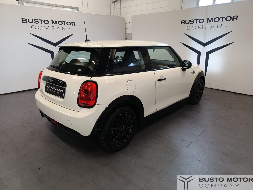 MINI One Mini 1.2 One 75cv 3p - 4